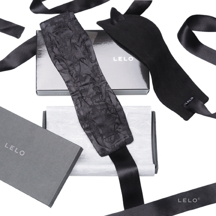 LELO Etherea Silk Cuffs Black